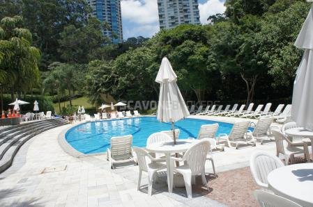 Apartamento para locação no Villaggio Panamby, 160m², com 3 dormitórios e linda vista - São Paulo SP
