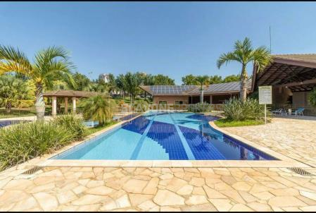 Casa de alto padrão com 3 suítes para venda ou locação no Condomínio Quinta do Golfe em Ribeirão Preto