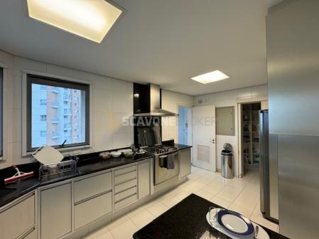 Apartamento para locação com 433m² e 4 suítes em andar alto no Panamby - São Paulo SP