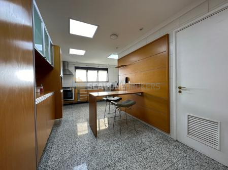 Apartamento para locação com 400m² e 4 suítes no Villaggio Panamby em andar alto - São Paulo SP