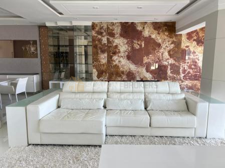Apartamento para venda com 241m² e 3 suítes em andar alto no Villaggio Panamby - São Paulo SP