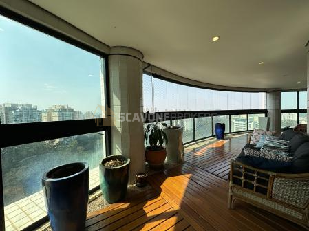 Apartamento para locação com 400m² e 4 suítes no Villaggio Panamby em andar alto - São Paulo SP