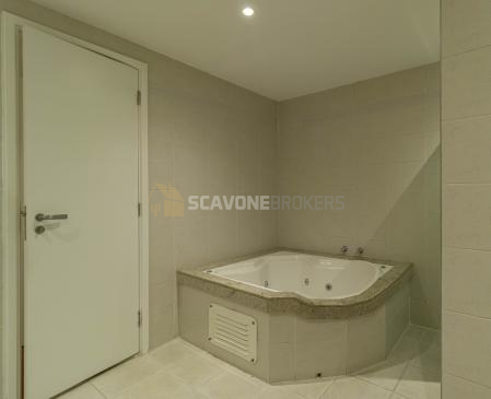 Cobertura para venda ou locação com 300 m² e 3 suítes no Villaggio Panamby - São Paulo SP