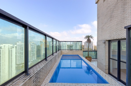 Cobertura para venda ou locação no Villaggio Panamby, 415m² e 4 suítes - São Paulo SP