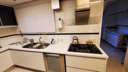Apartamento para venda com 208m² no Villaggio Panamby em andar alto - São Paulo SP