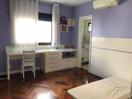 Apartamento para locação com 400m² e 4 suítes no Villaggio Panamby - São Paulo SP