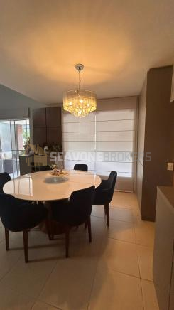 Casa de alto padrão com 3 suítes para venda ou locação no Condomínio Quinta do Golfe em Ribeirão Preto