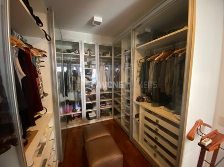 Apartamento no Villaggio Panamby, para locação com 280m², 4 suítes, em andar alto - SP