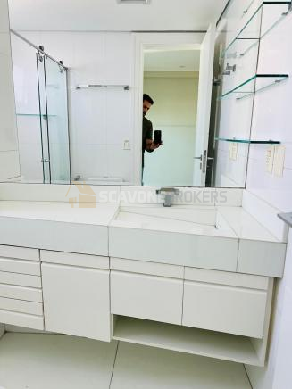 Apartamento para venda com 241m² e 3 suítes em andar alto no Villaggio Panamby - São Paulo SP