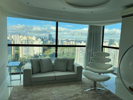 Apartamento para venda com 241m² e 3 suítes em andar alto no Villaggio Panamby - São Paulo SP