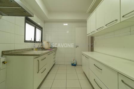 Cobertura para venda ou locação com 300 m² e 3 suítes no Villaggio Panamby - São Paulo SP