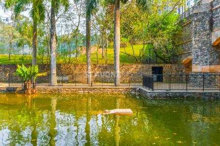 Apartamento para venda com 241m² e 3 suítes em andar alto no Villaggio Panamby - São Paulo SP