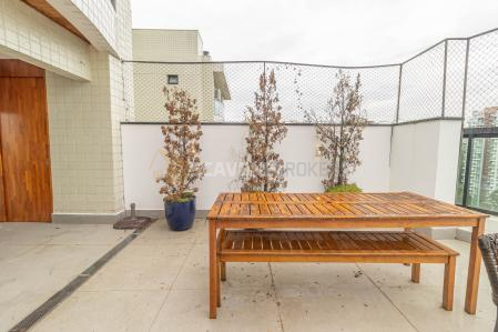 Cobertura para venda ou locação com 300 m² e 3 suítes no Villaggio Panamby - São Paulo SP