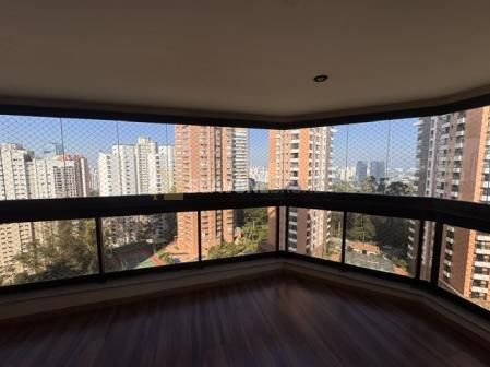Apartamento no Voo do Tangará com 240m² e 3 suítes para locação no Panamby, São Paulo - SP