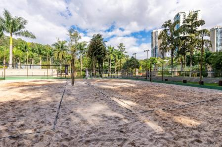Apartamento para venda com 241m² e 3 suítes em andar alto no Villaggio Panamby - São Paulo SP