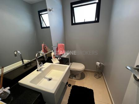 Apartamento locação no Villaggio Panamby com 4 suítes sendo 226 m² em andar alto
