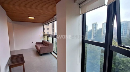 Apartamento para locação no Villaggio Panamby, 160m², com 3 suítes em andar alto - São Paulo SP