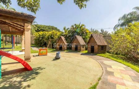 Casa de alto padrão com 3 suítes para venda ou locação no Condomínio Quinta do Golfe em Ribeirão Preto
