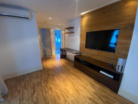 Apartamento para locação com 226m² e 4 suítes no Villaggio Panamby com linda vista