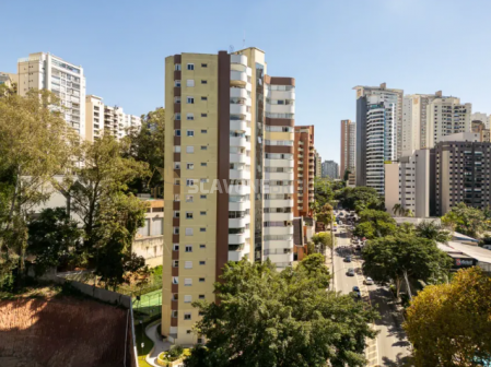 Apartamento para locação no Panamby com 120m² e 3 dormitórios em andar alto - São Paulo SP