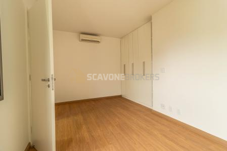 Cobertura para venda ou locação com 300 m² e 3 suítes no Villaggio Panamby - São Paulo SP