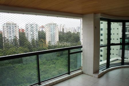 Apartamento para venda com 152m² e 3 suítes no Villaggio Panamby com linda vista - São Paulo SP