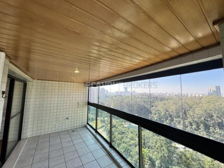 Apartamento para locação no Villaggio Panamby de 160m², com 3 suítes em andar alto - São Paulo SP