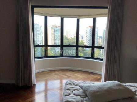 Apartamento para locação com 400m² e 4 suítes no Villaggio Panamby - São Paulo SP