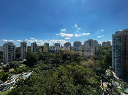 Apartamento locação no Villaggio Panamby com 4 suítes sendo 226 m² em andar alto