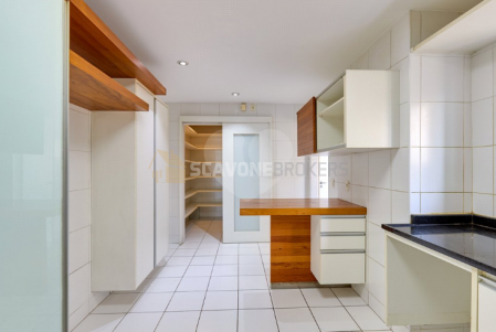 Cobertura para venda ou locação no Villaggio Panamby, 415m² e 4 suítes - São Paulo SP