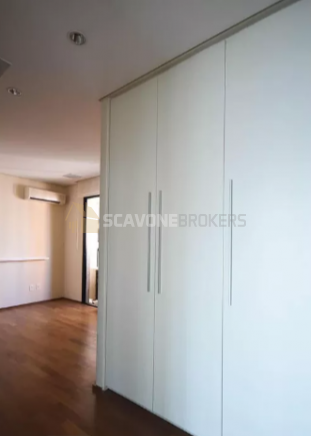 Apartamento para venda ou locação no Villaggio Panamby com 3 suítes sendo 226 m² em andar alto