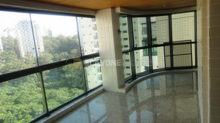 Apartamento para locação com 152m² e 4 dormitórios no Villaggio Panamby com linda vista - São Paulo SP