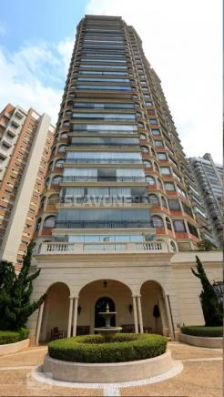 Apartamento para locação com 433m² e 4 suítes em andar alto no Panamby - São Paulo SP