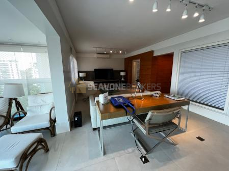 Apartamento para venda com 208m² e 4 suítes no Villaggio Panamby em andar alto - São Paulo SP