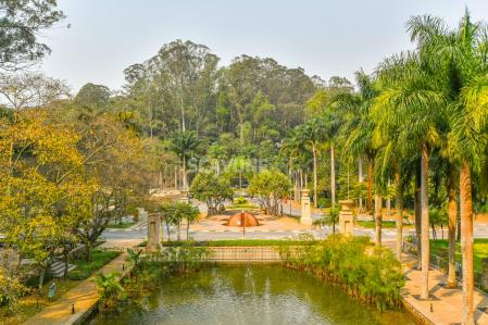 Apartamento para venda com 241m² e 3 suítes em andar alto no Villaggio Panamby - São Paulo SP