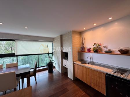 Apartamento para venda no Villaggio Panamby com 3 suítes sendo 226 m² por R$ 3.190.000