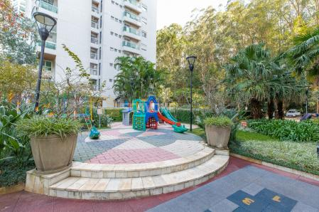 Apartamento para venda ou locação com 208m² no Villaggio Panamby - São Paulo SP