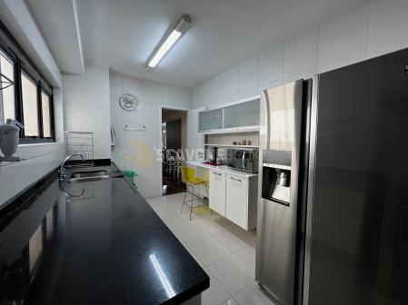 Apartamento locação no Villaggio Panamby com 4 suítes sendo 226 m² em andar alto