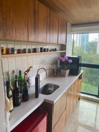 Apartamento para locação com 152m² e 4 dormitórios no Villaggio Panamby com linda vista - São Paulo SP
