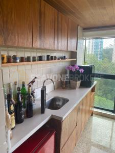 Apartamento para locação com 152m² e 4 dormitórios no Villaggio Panamby com linda vista - São Paulo SP