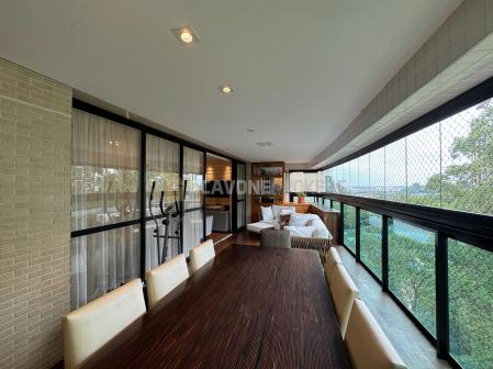 Apartamento para venda no Villaggio Panamby com 3 suítes sendo 226 m² por R$ 3.190.000