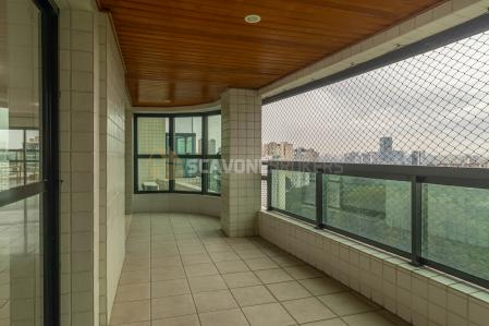 Cobertura para venda ou locação com 300 m² e 3 suítes no Villaggio Panamby - São Paulo SP