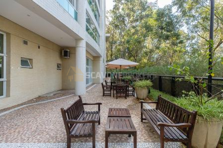 Apartamento para venda ou locação com 208m² no Villaggio Panamby - São Paulo SP
