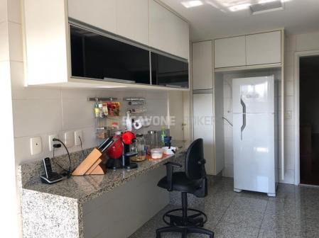 Apartamento para locação com 400m² e 4 suítes no Villaggio Panamby - São Paulo SP