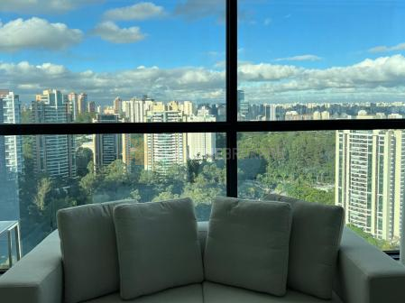 Apartamento para venda com 241m² e 3 suítes em andar alto no Villaggio Panamby - São Paulo SP