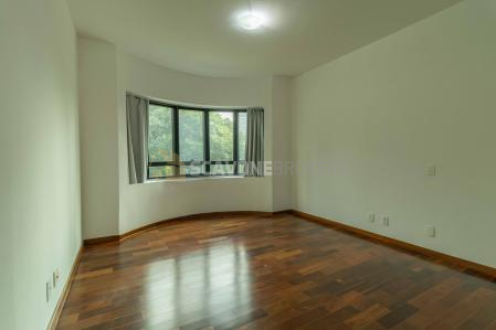 Apartamento para locação com 214m² e 4 suítes no Villaggio Panamby - São Paulo SP