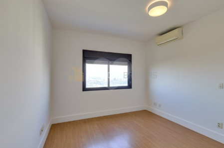Cobertura para venda ou locação no Villaggio Panamby, 415m² e 4 suítes - São Paulo SP